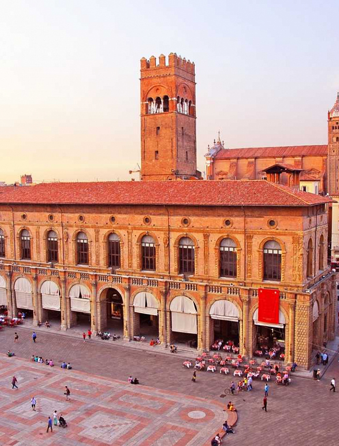 Прогулка по Болонье